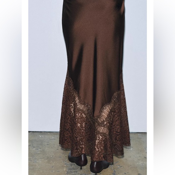 🔥LAST ONE LEFT! 🔥 ZARA NWT STUNNING Satin Effect Lace Skirt ZW Collection VIRAL - Picture 10 of 15